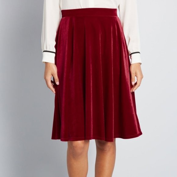 Modcloth Dresses & Skirts - ModCloth Just This Sway Velvet A-Line Skirt